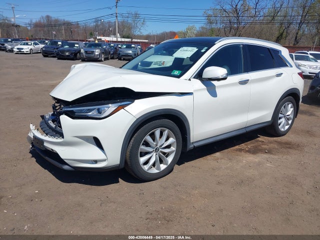 3PCAJ5M30KF113891 Infiniti Qx50 Essential