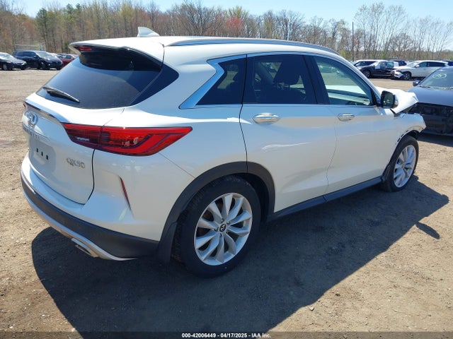 3PCAJ5M30KF113891 Infiniti Qx50 Essential