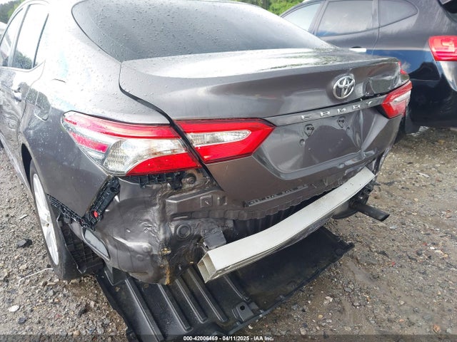 4T1B11HK0JU646873 Toyota CAMRY LE