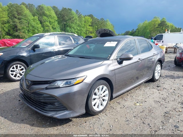 4T1B11HK0JU646873 Toyota CAMRY LE