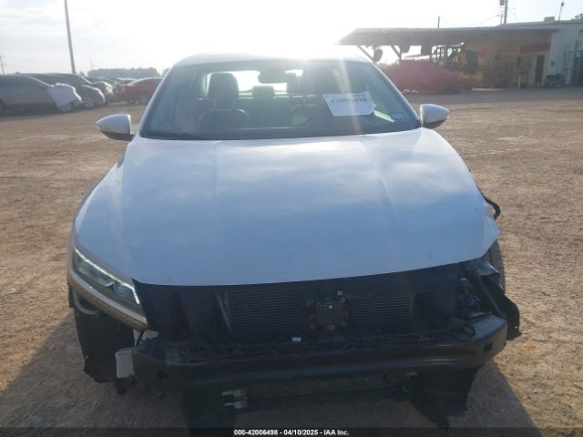 1VWBA7A34JC007960 Volkswagen Passat 2.0t Se