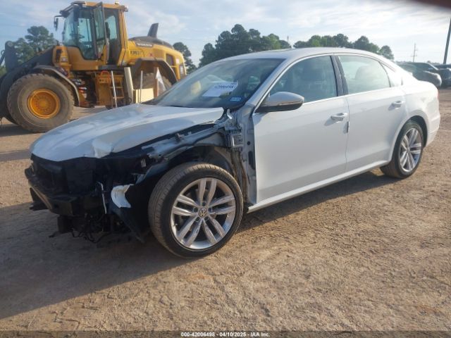 1VWBA7A34JC007960 Volkswagen Passat 2.0t Se