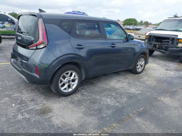 KNDJ23AU1P7878913 KIA SOUL LX