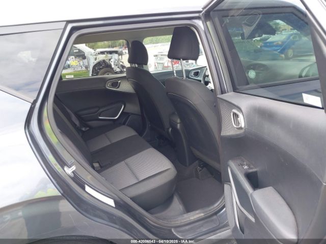 KNDJ23AU1P7878913 KIA SOUL LX