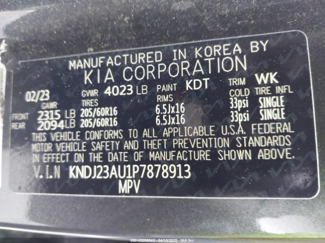 KNDJ23AU1P7878913 KIA SOUL LX