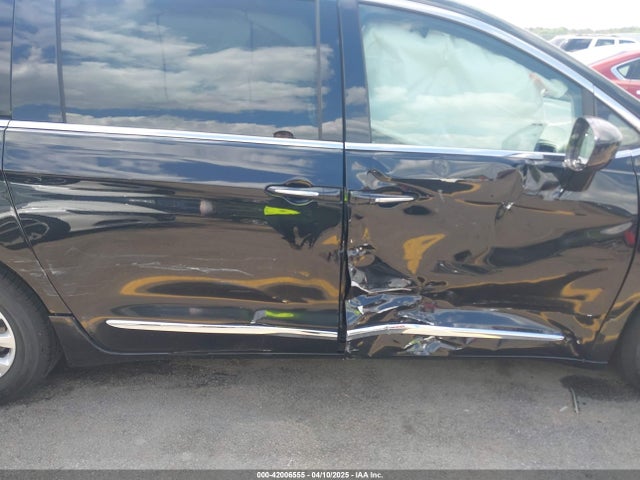 Chrysler Pacifica Touring L 2019 2C4RC1BG0KR596783 Image 6