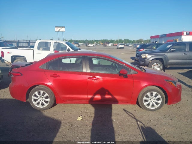 5YFEPMAE7MP257185 Toyota COROLLA LE