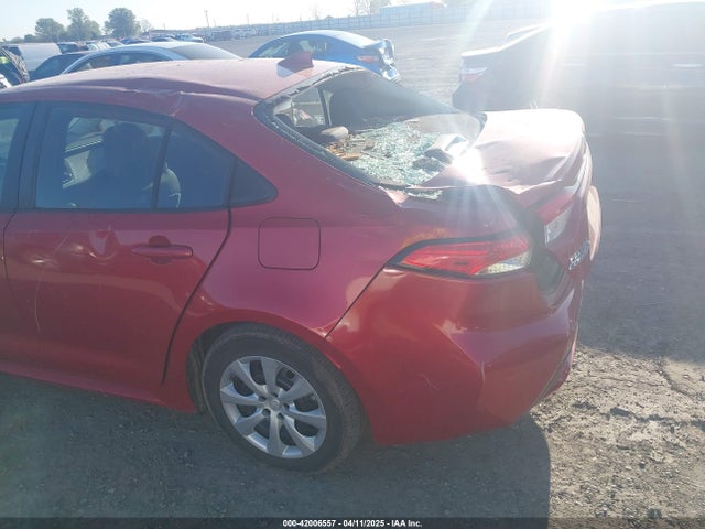 5YFEPMAE7MP257185 Toyota COROLLA LE