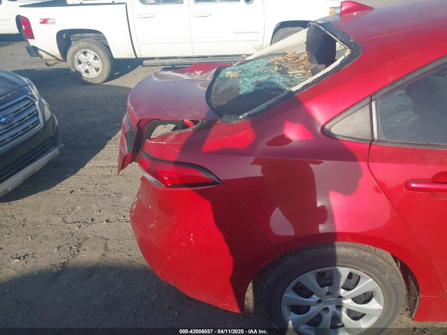 5YFEPMAE7MP257185 Toyota COROLLA LE