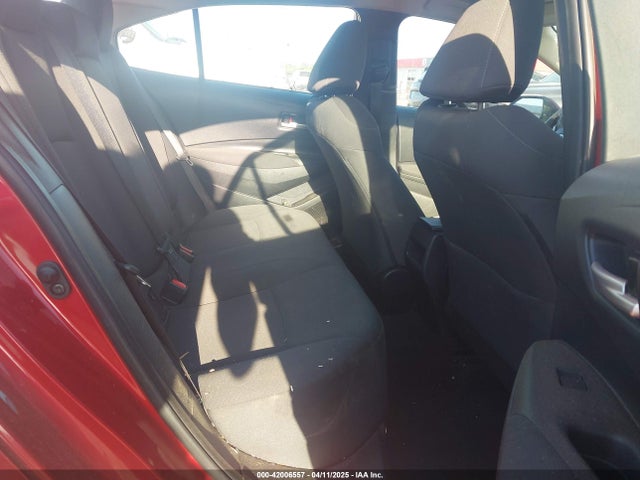 5YFEPMAE7MP257185 Toyota COROLLA LE