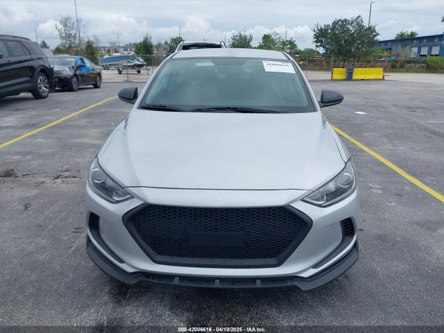 KMHD74LF8JU471498 Hyundai ELANTRA SE