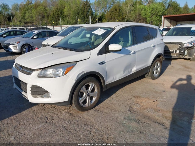 1FMCU0GX6GUB62475 Ford ESCAPE SE