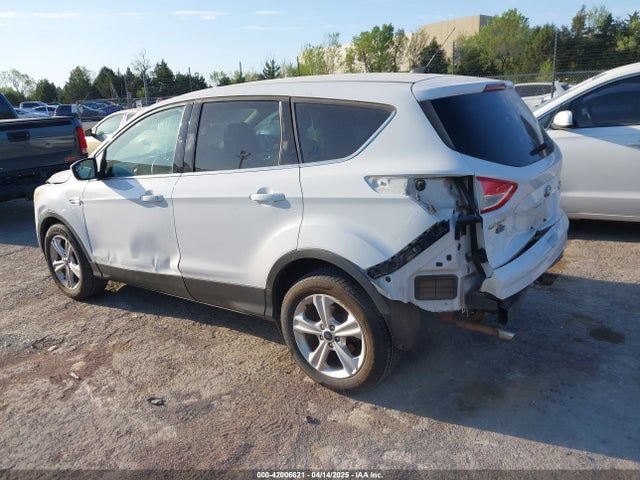 1FMCU0GX6GUB62475 Ford ESCAPE SE