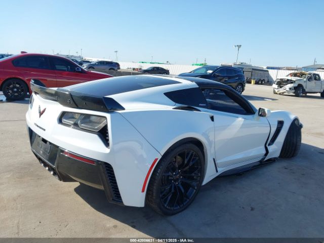 2018 CHEVROLET CORVETTE 1G1YS2D68J5600351 Photo 3