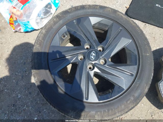 5NPLS4AG9NH062498 Hyundai ELANTRA SEL