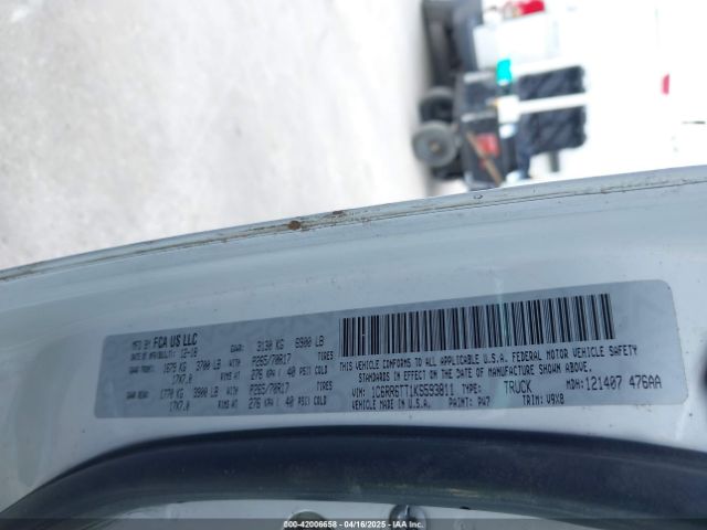 1C6RR6TT1KS593811 RAM 1500 Classic Slt  4x2 6'4 Box