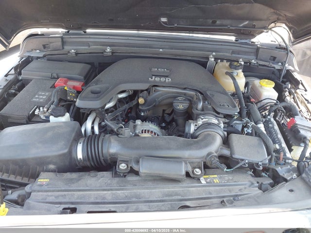 1C4HJXDG8LW338702 Jeep 2020