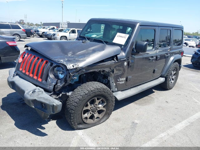 1C4HJXDG8LW338702 Jeep 2020