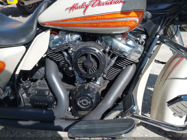 2022 HARLEY-DAVIDSON FLHX 1HD1KBC1XNB647594 Photo 7