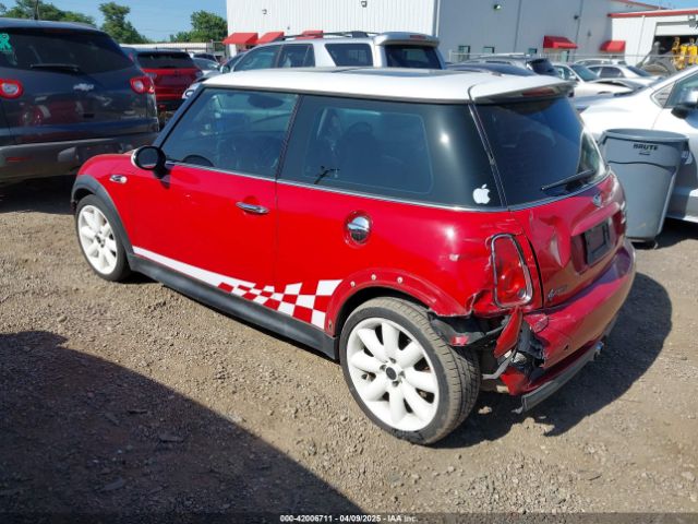 2005 MINI COOPER S WMWRE33415TD92159 Photo 2