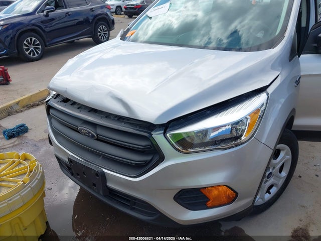 Ford ESCAPE S 2017 1FMCU0F77HUB79210 Image 6
