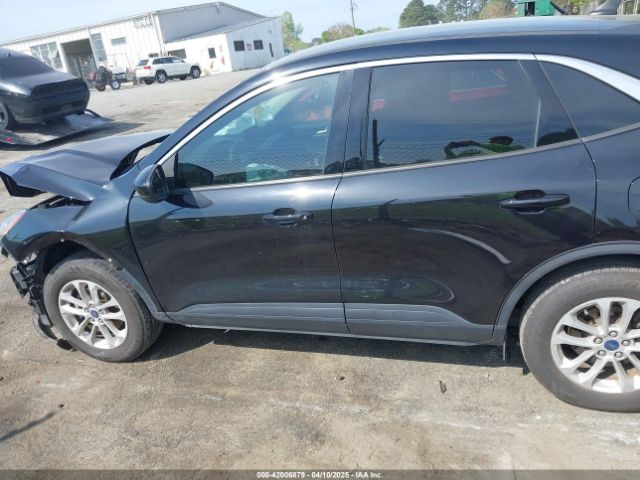 1FMCU9G69LUB40332 Ford ESCAPE SE
