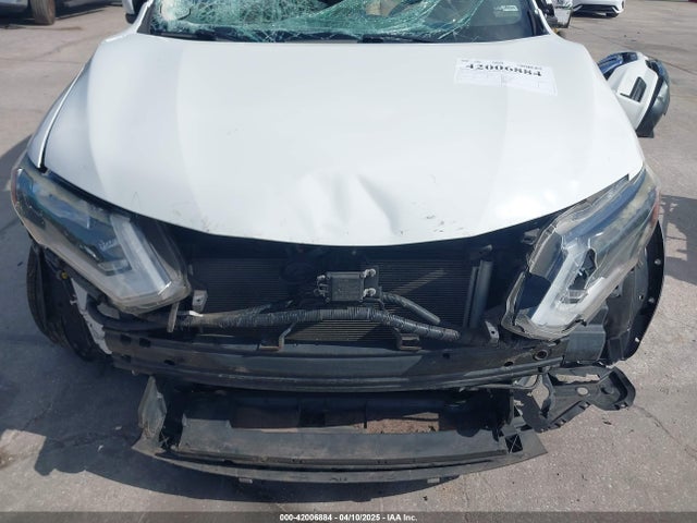 Nissan ROGUE SV 2017 JN8AT2MT4HW152677 Image 13