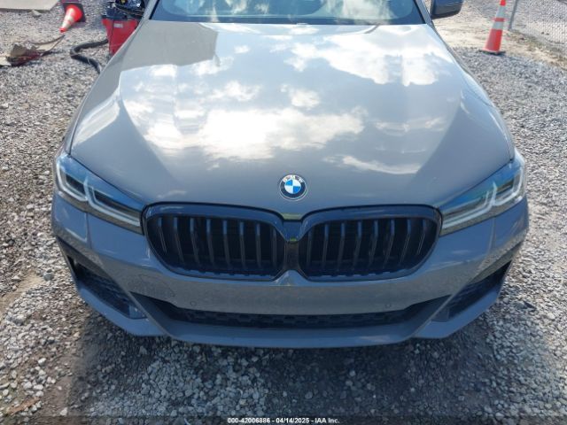 WBA53BH02NWX67766 BMW 530I