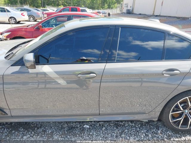 WBA53BH02NWX67766 BMW 530I
