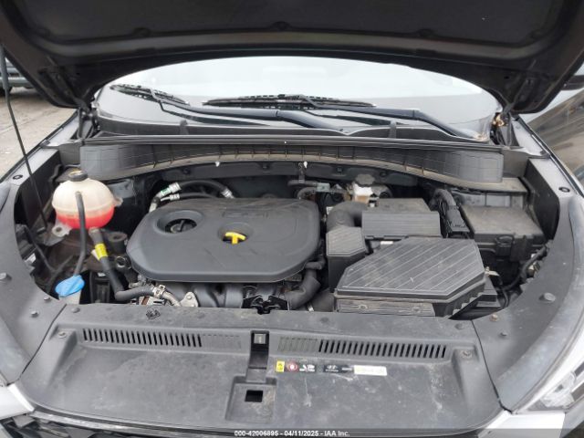 KM8J2CA41MU348241 Hyundai TUCSON SE