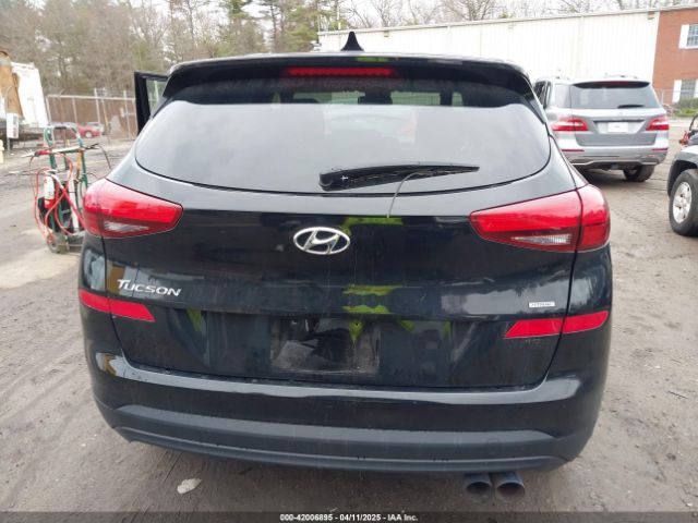KM8J2CA41MU348241 Hyundai TUCSON SE
