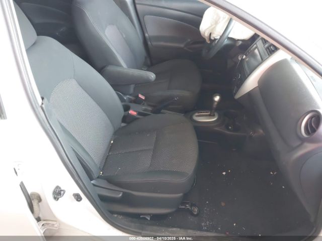 3N1CN7APXKL877848 Nissan Versa 1.6 Sv