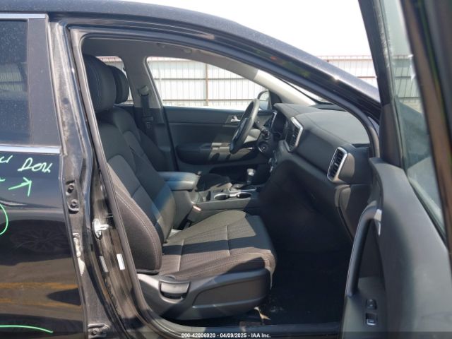 KNDPMCAC4N7955783 KIA Sportage Lx