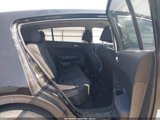 KNDPMCAC4N7955783 KIA Sportage Lx