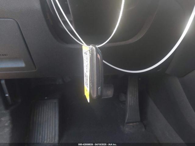 5XYPK4A53HG202945 KIA Sorento 3.3l Sx