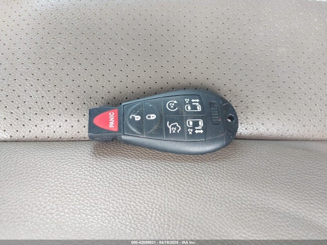 Chrysler 2016 2016 2C4RC1CG7GR246668 Image 11