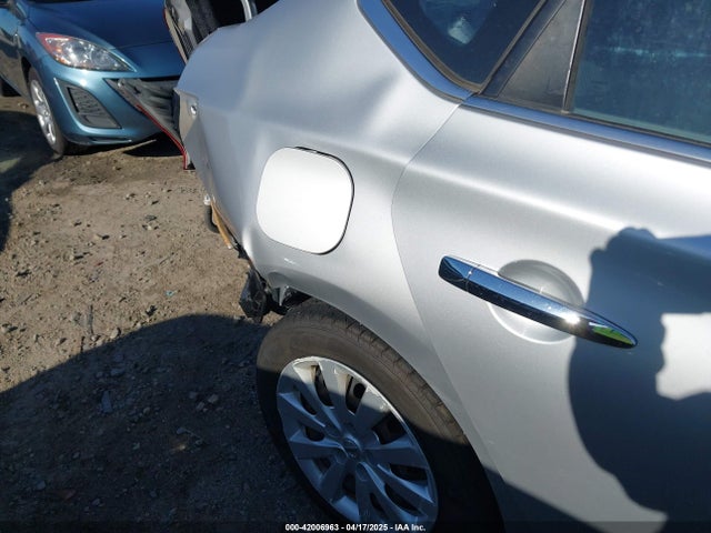 3N1AB7AP2GY322001 Nissan SENTRA SV