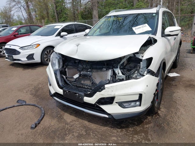 5N1AT2MV4HC737205 Nissan Rogue Sl