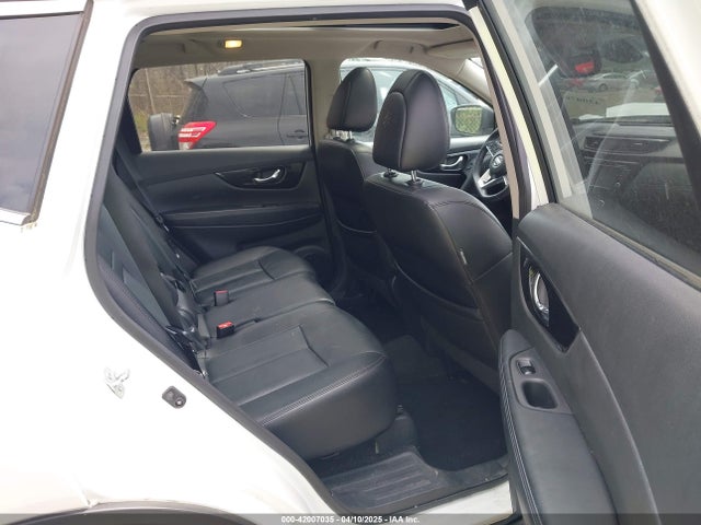 5N1AT2MV4HC737205 Nissan Rogue Sl