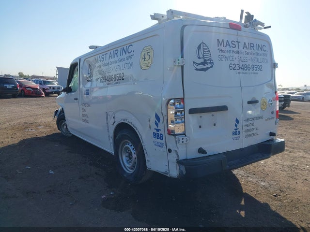 1N6BF0KM4GN812662 Nissan Nv Cargo Nv1500 S V6