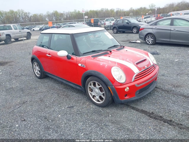 2005 MINI COOPER S WMWRE33535TL15394 Photo 0