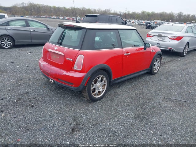 2005 MINI COOPER S WMWRE33535TL15394 Photo 3