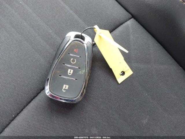 KL7CJPSB6HB185878 Chevrolet Trax Lt