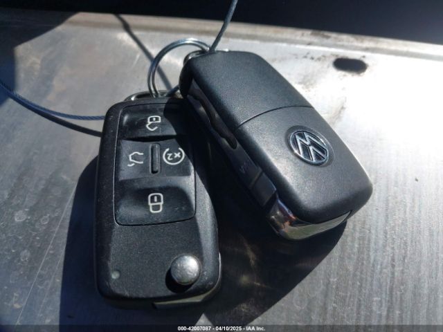 1VWSA7A30MC000802 Volkswagen Passat 2.0t Se