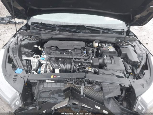 3KPFT4DE0SE002758 KIA K4 Lx