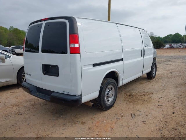 1GCWGAFG1K1328332 Chevrolet Express 2500 Work Van