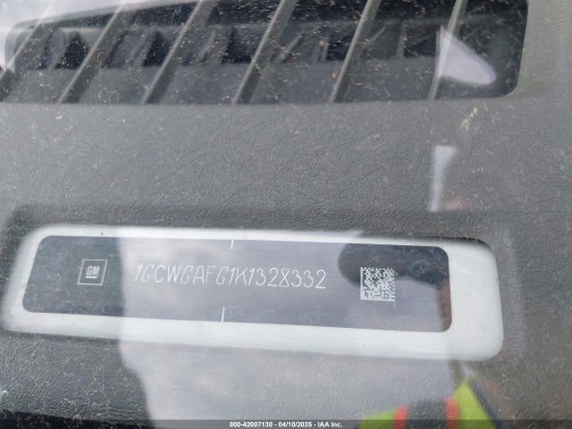 1GCWGAFG1K1328332 Chevrolet Express 2500 Work Van