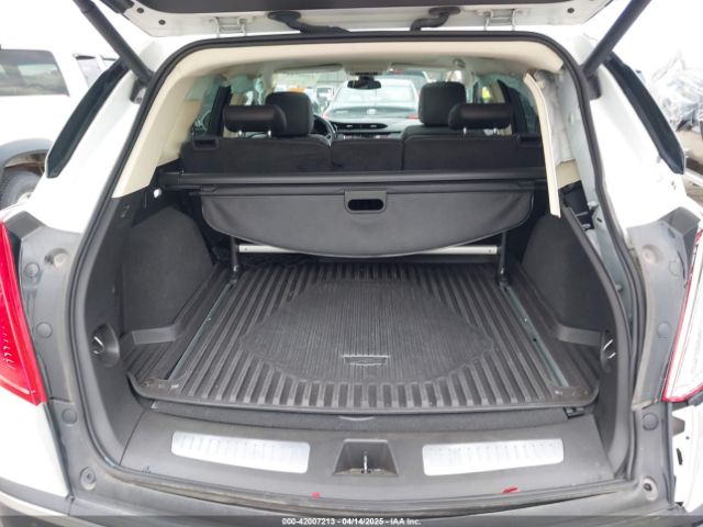1GYKNFRS8KZ109154 Cadillac Xt5 Premium Luxury