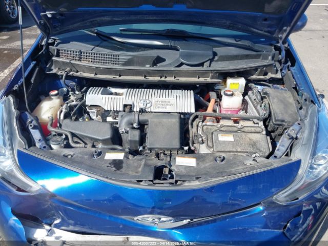 JTDZN3EU0FJ036229 Toyota Prius V Five