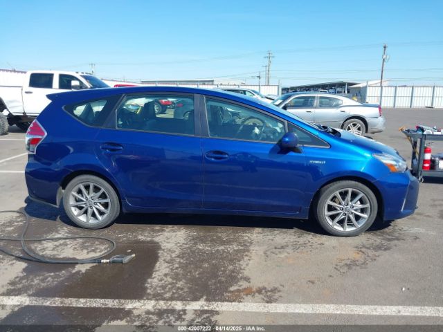 JTDZN3EU0FJ036229 Toyota Prius V Five